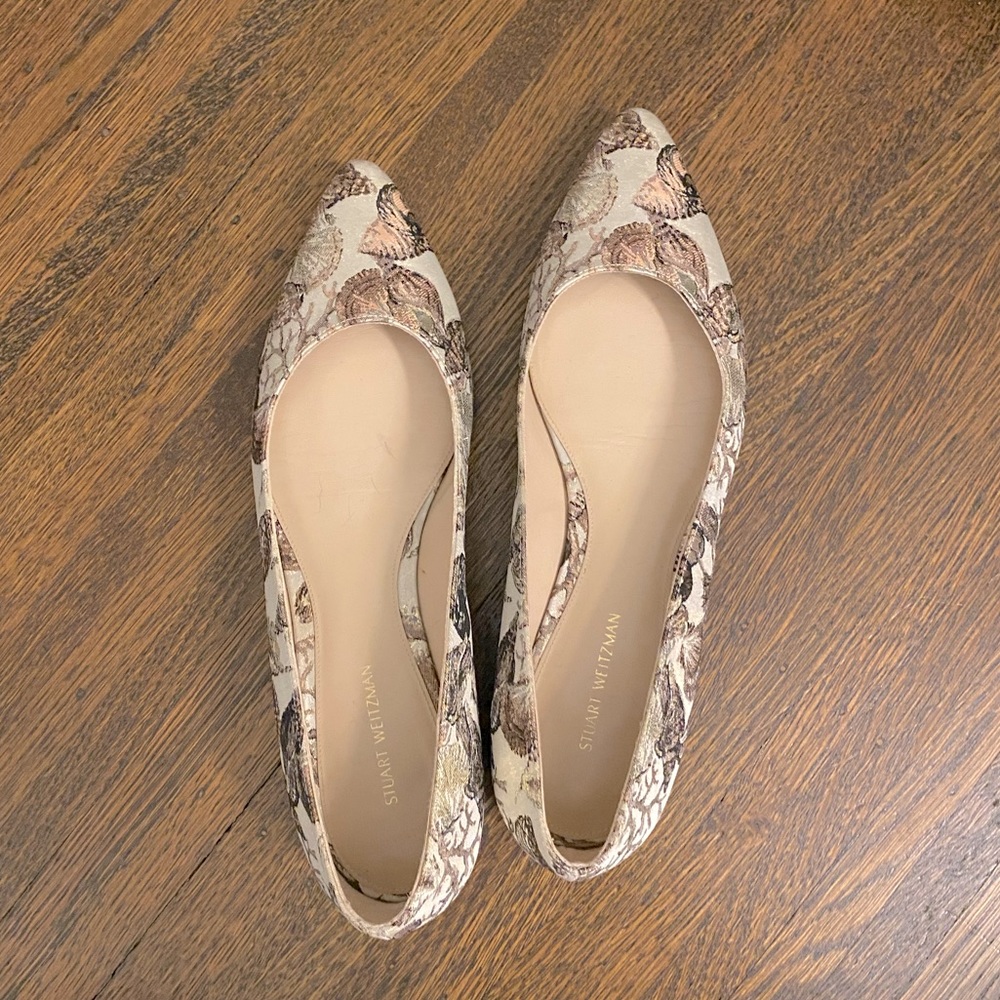 Stuart Weitzman Julie Seashell Jacquard Flat Skimmer - sz 8